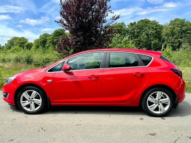Vauxhall Astra 1.6 16V Sri Hatchback Euro 5 115 Red #6