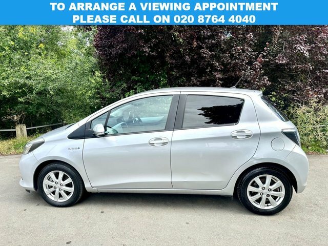 Toyota Yaris 1.5 Vvt-h T4 Hatchback Hybrid Cvt Euro Silver #5
