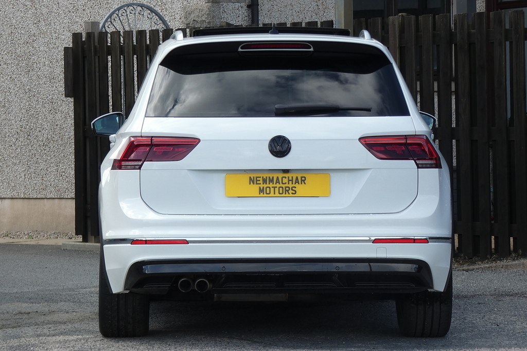 Volkswagen Tiguan Se Navigation Tdi Silver #3