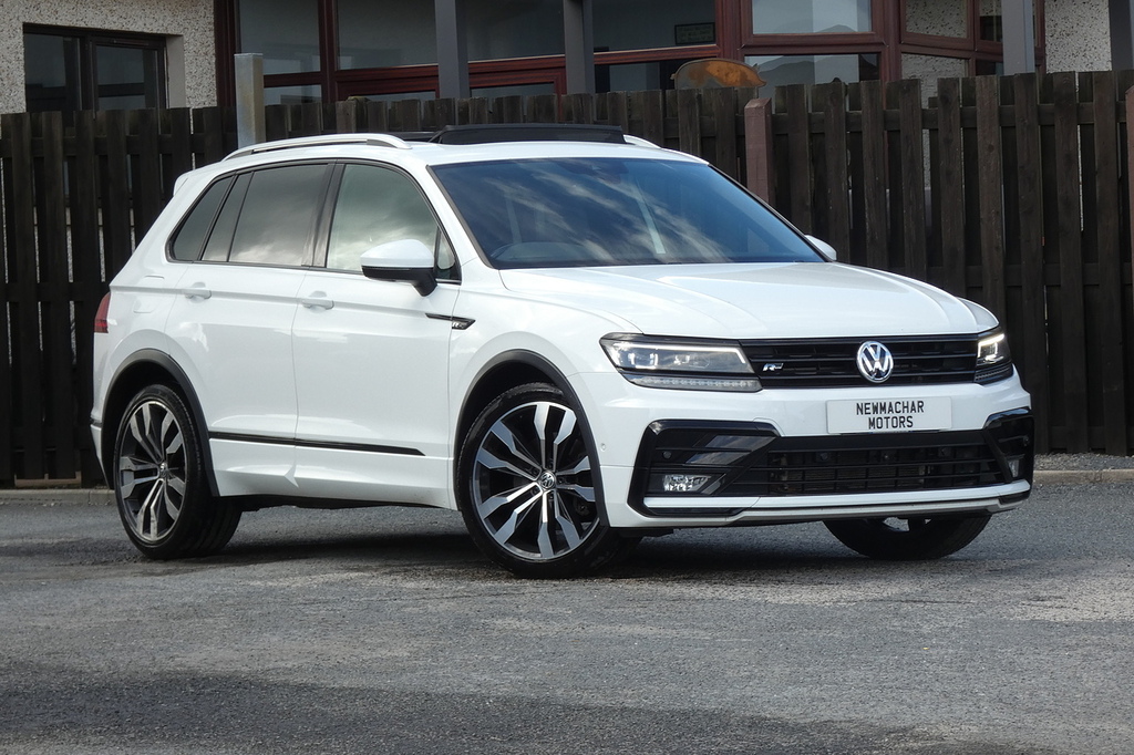 Volkswagen Tiguan Se Navigation Tdi Silver #1