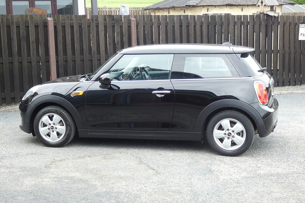 Mini Hatch 1.5 One D Hatchback Euro 6 S S Black #5