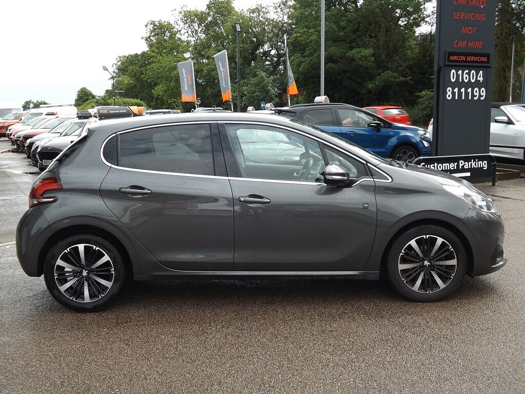 Peugeot 208 Puretech Tech Edition BA19VLC Grey #4