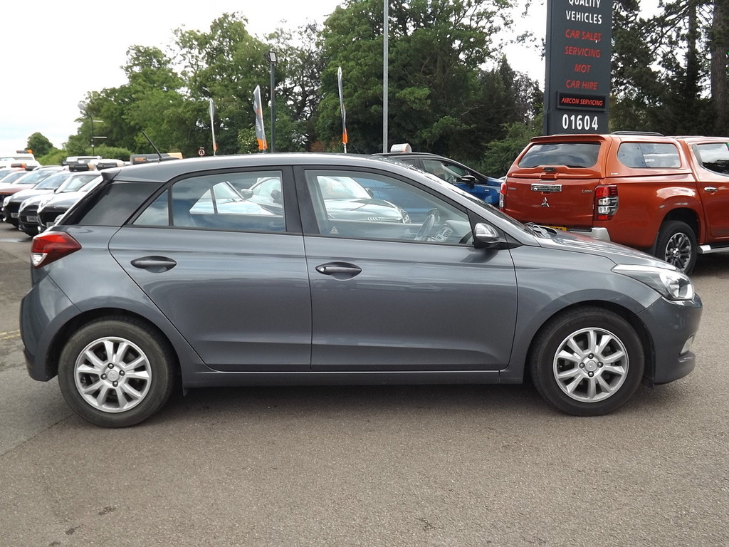 Hyundai I20 Se  #4