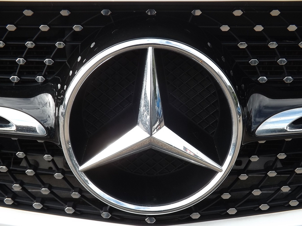 Mercedes-Benz GLC Class Glc43 V6 Amg WF68FTJ White #6