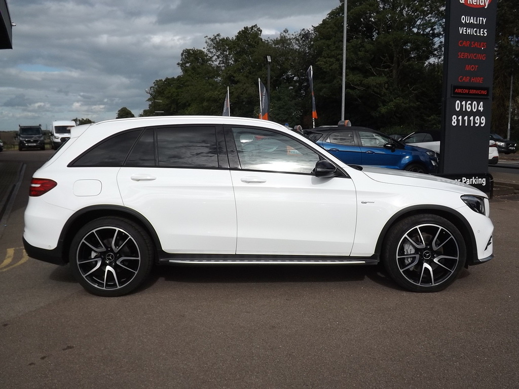 Mercedes-Benz GLC Class Glc43 V6 Amg WF68FTJ White #4