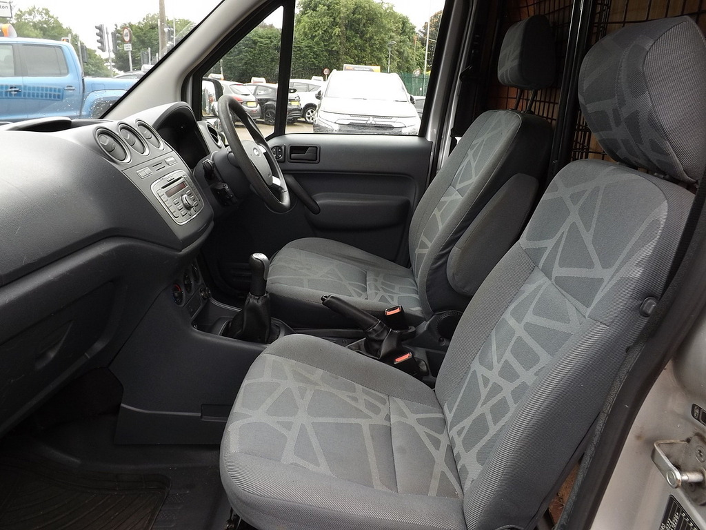 Ford Transit Connect 1.6L Null White #16