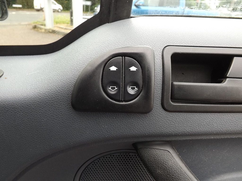 Ford Transit Connect 1.6L Null White #13
