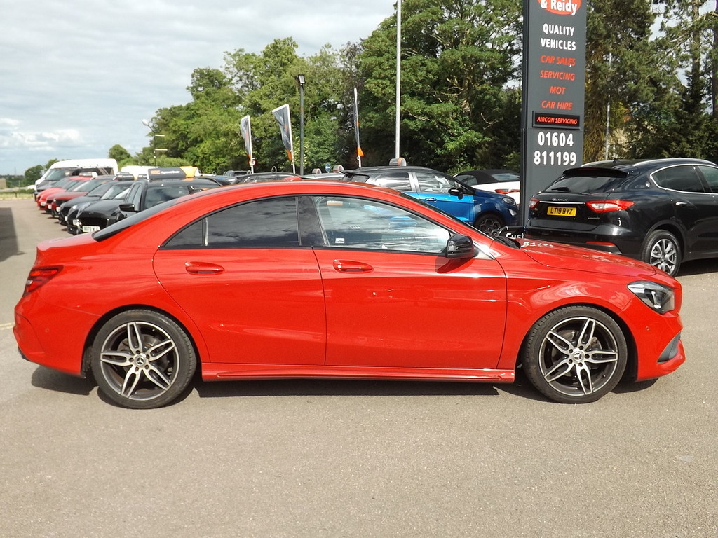 Mercedes-Benz CLA Class Cla180 Amg Line Red #4