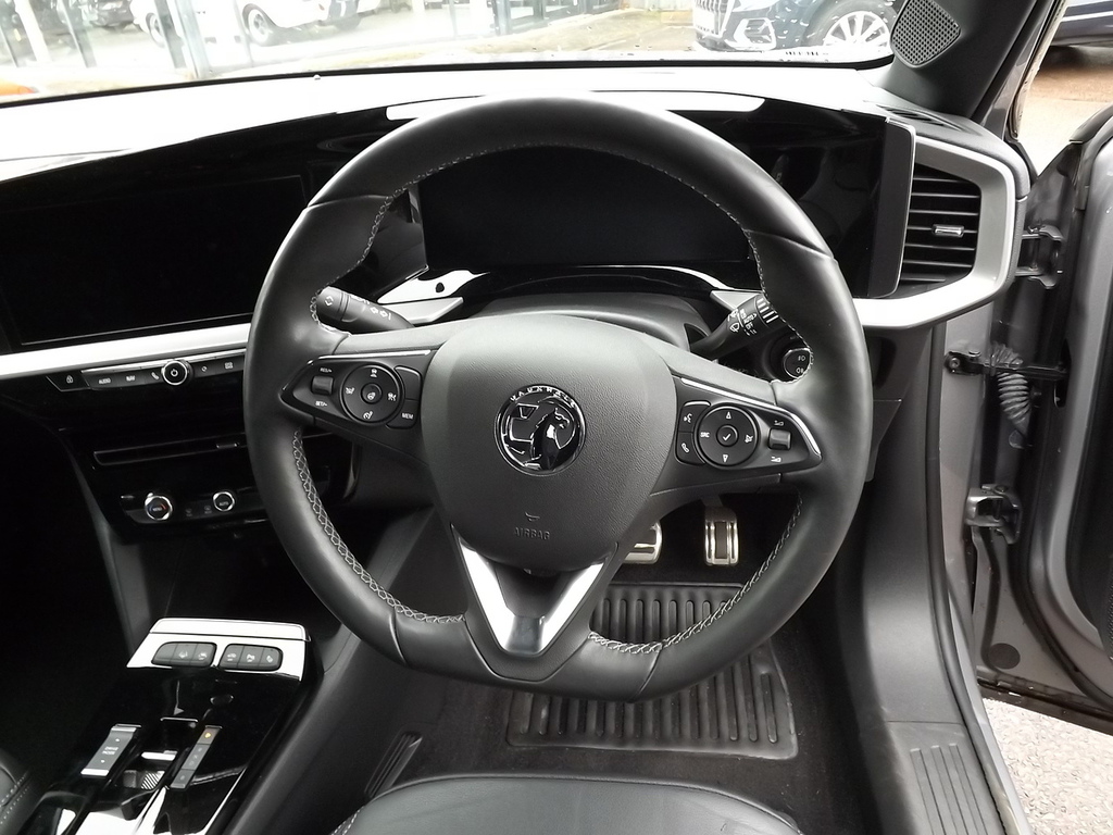 Vauxhall Mokka-e Ultimate Grey #4