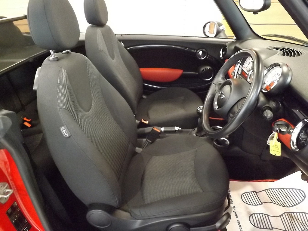 Mini Hatch 1.6 Cooper Euro 5 Ss White #20
