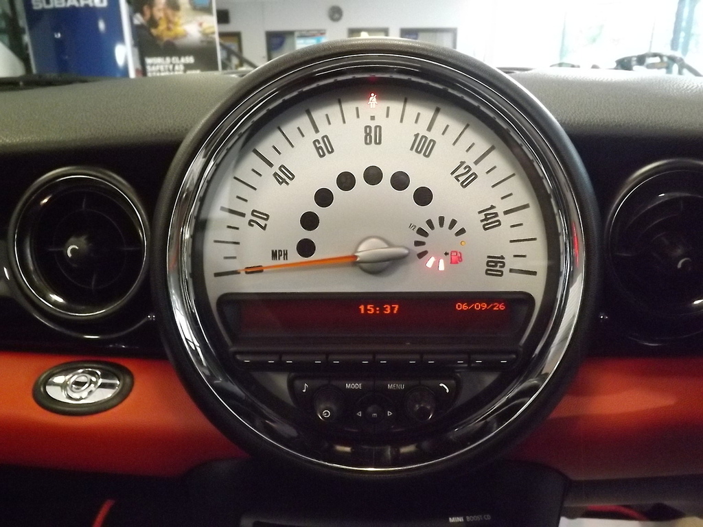 Mini Hatch 1.6 Cooper Euro 5 Ss White #16
