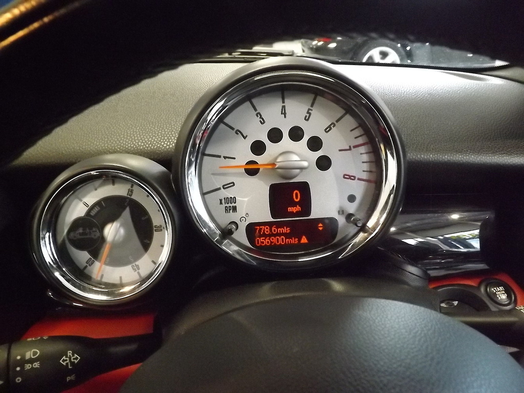 Mini Hatch 1.6 Cooper Euro 5 Ss White #15