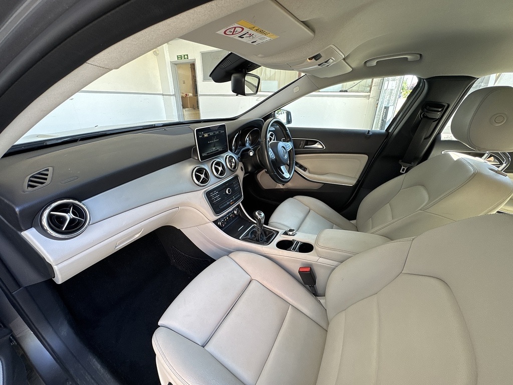 Mercedes-Benz GLA Class 220D Amg Line U4854 Ulez Blue #21