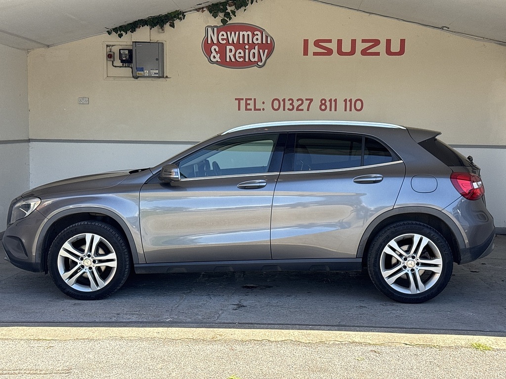 Mercedes-Benz GLA Class Gla200d Sport Grey #5