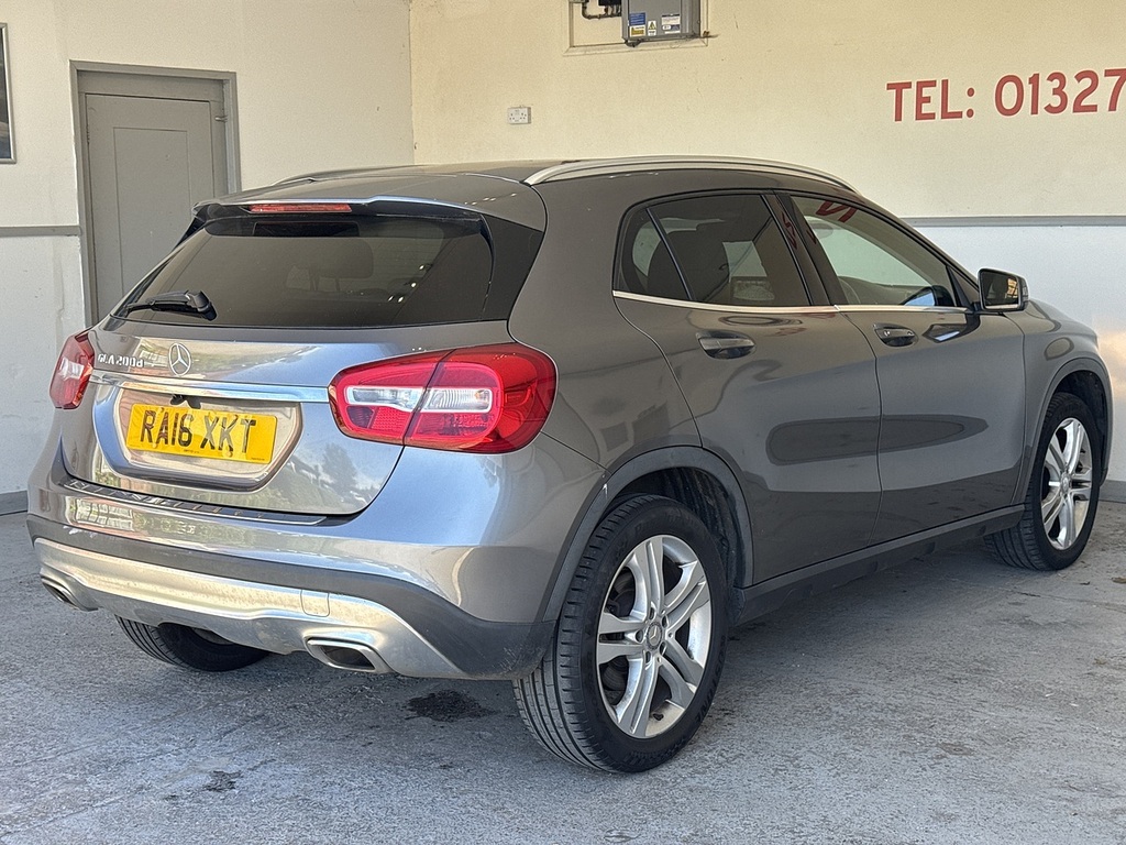 Mercedes-Benz GLA Class 220D Amg Line U4854 Ulez Blue #24