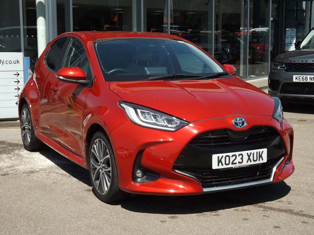 Toyota Yaris Vvt-h Excel Red #3