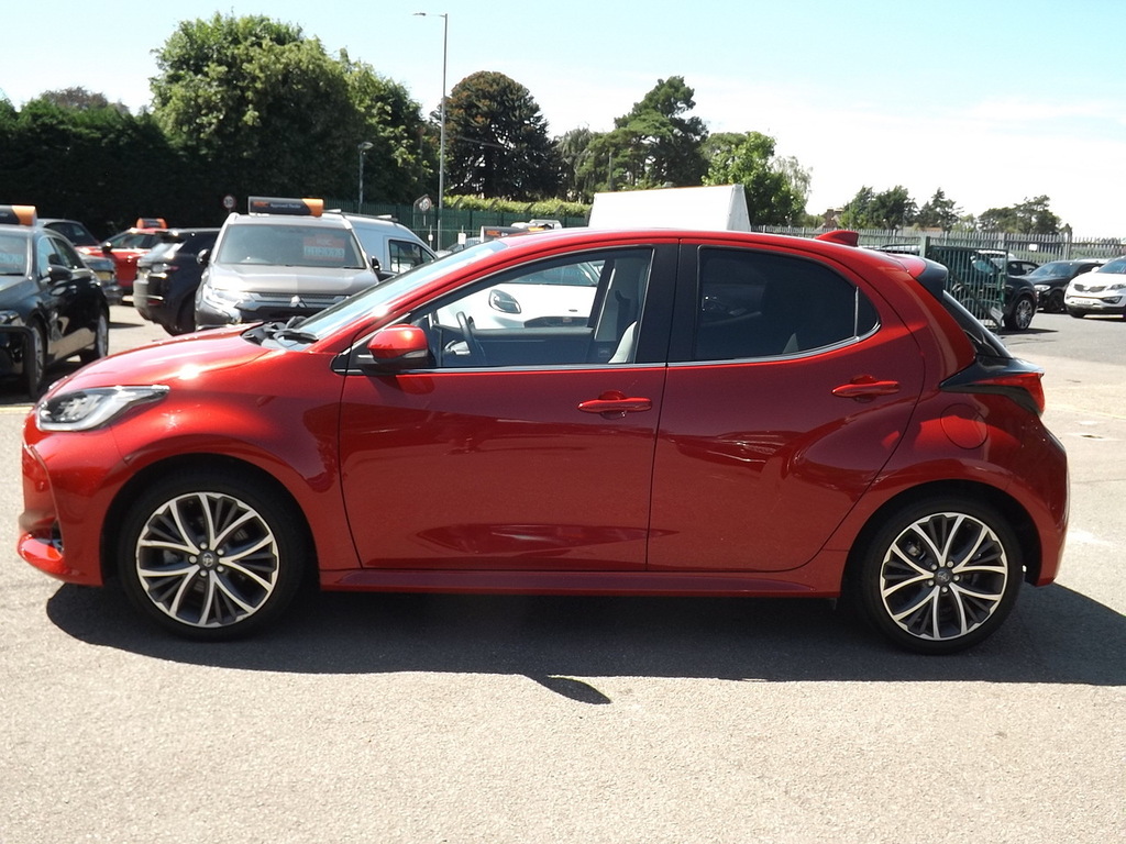 Toyota Yaris Vvt-h Excel Red #5