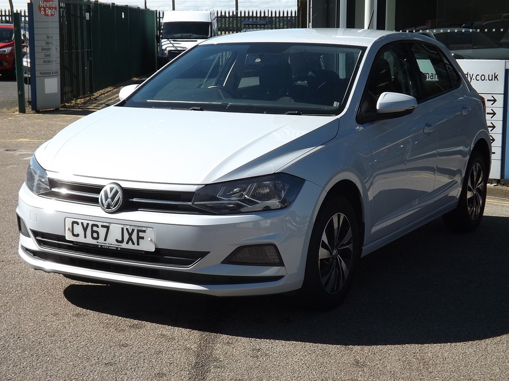 Volkswagen Polo Se White