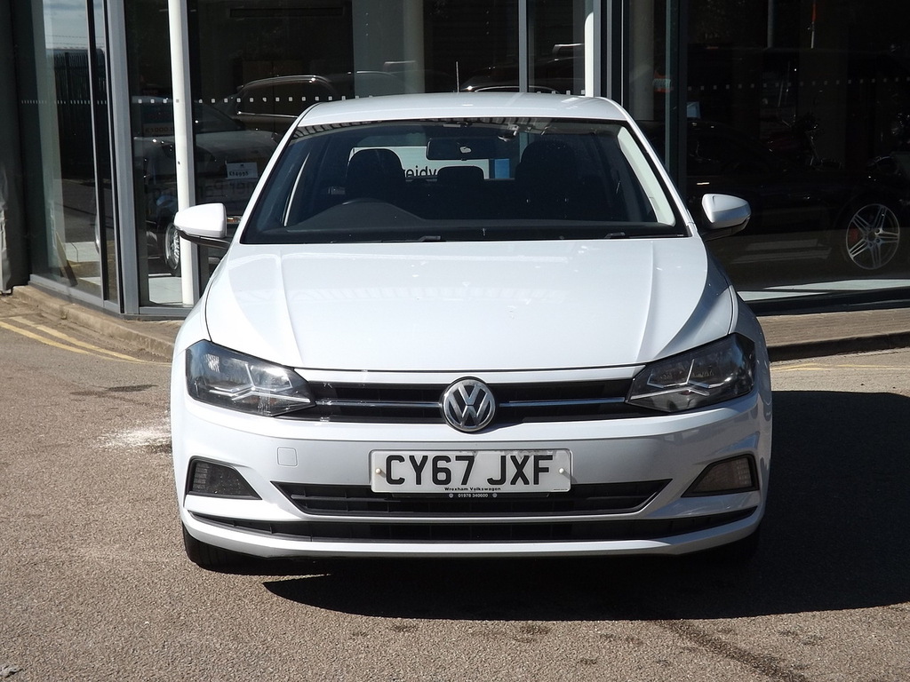 Volkswagen Polo Se White #2