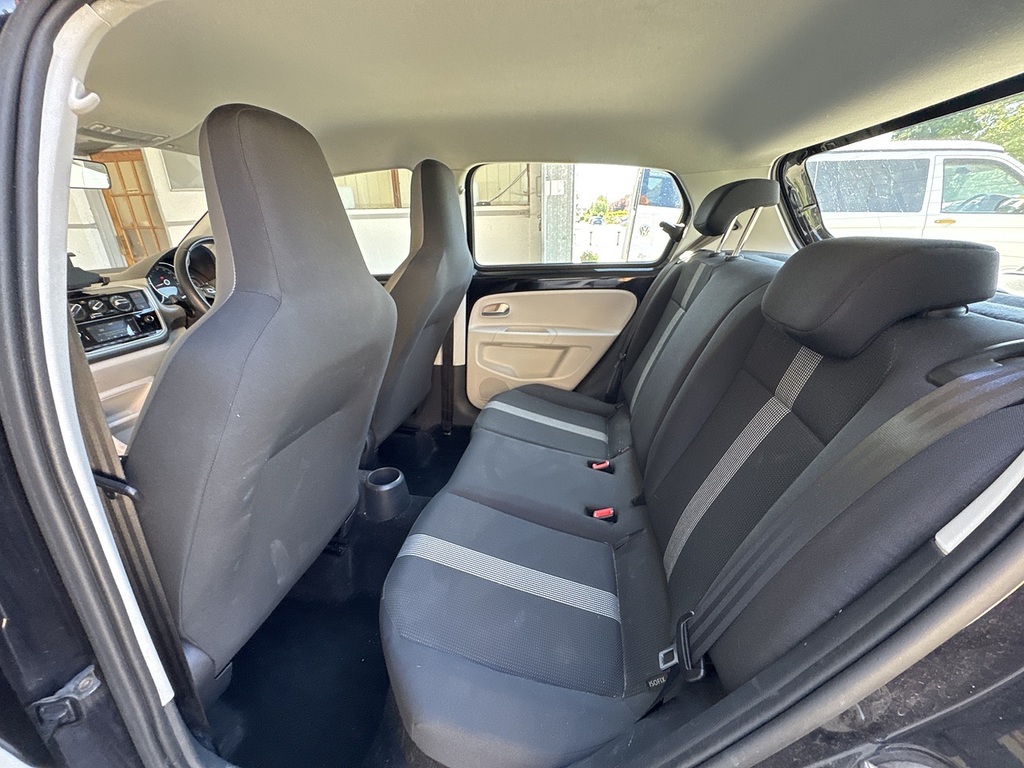 Volkswagen Up 1.0 Move Up White #20