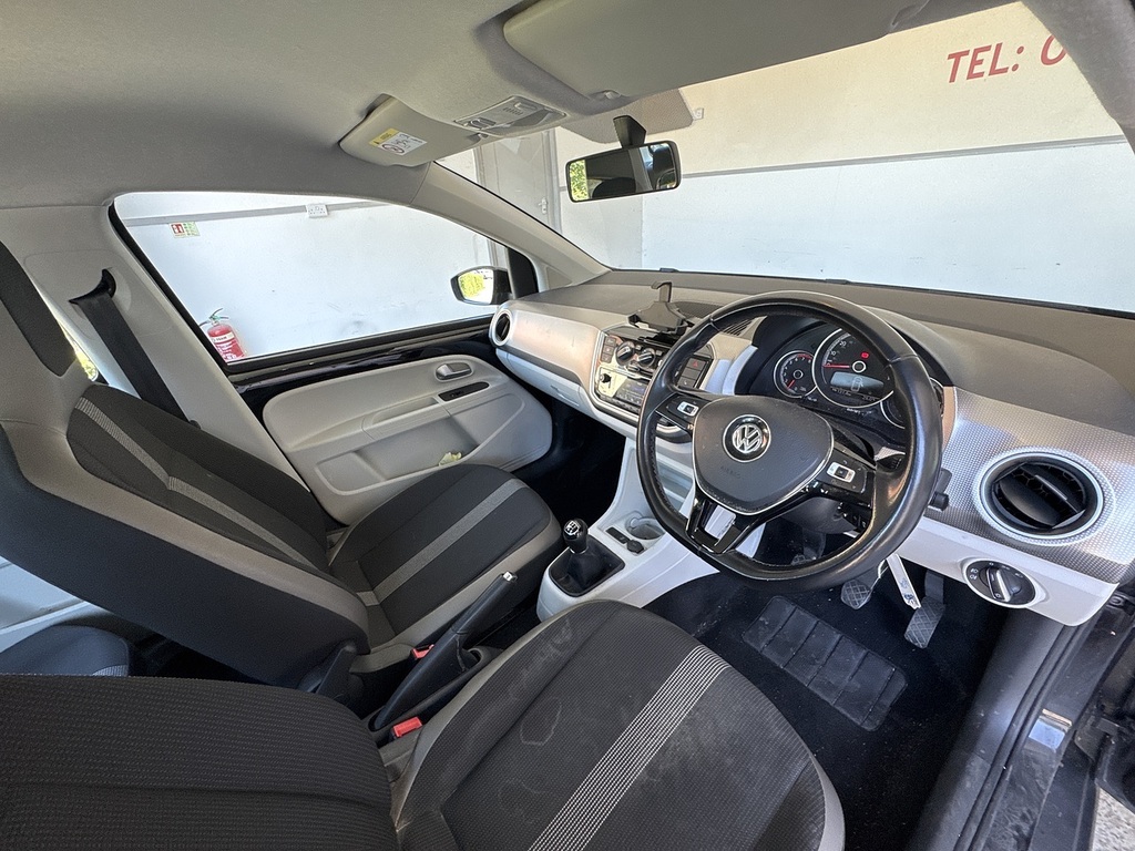 Volkswagen Up 1.0 Move Up White #17