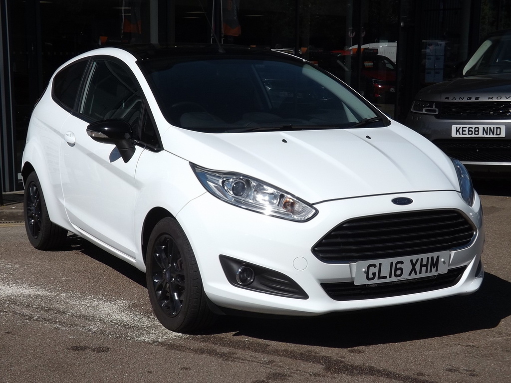Ford Fiesta T Ecoboost Zetec White Edition White #3