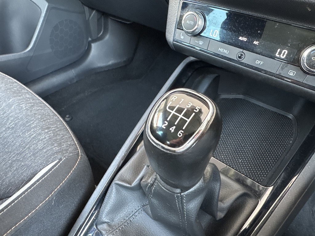 Skoda Kamiq  Blue #15