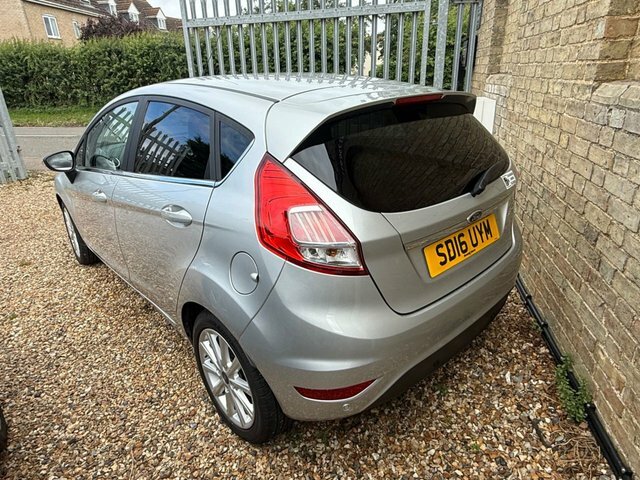 Ford Fiesta 1.6 Titanium Hatchback Powershift Euro Silver #3