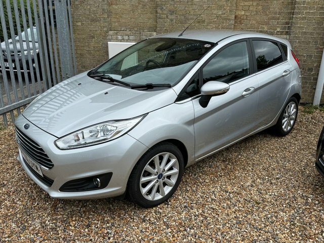 Ford Fiesta 1.6 Titanium Hatchback Powershift Euro Silver #2