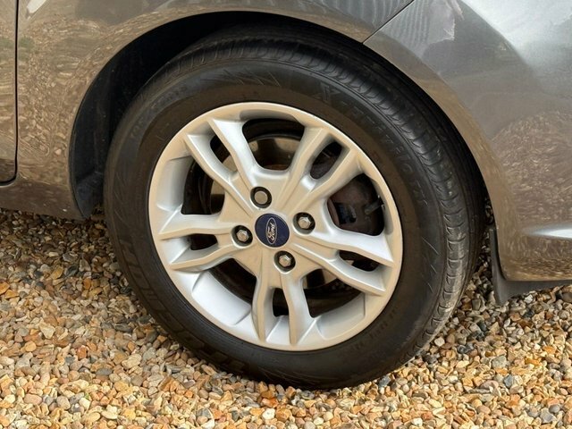 Ford Fiesta 1.25 Zetec Hatchback Euro 6 82 Grey #5