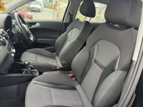 Audi A1 Sportback Tdi Sport FV65LZG Black #6