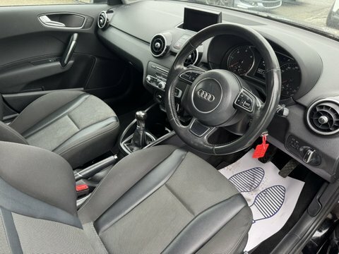 Audi A1 Sportback Tdi Sport FV65LZG Black #3