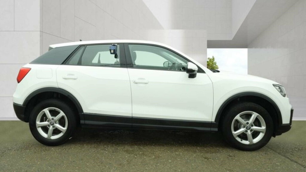 Audi Q2 Tfsi 30 Se Suv S Tronic Euro 6 Ss BG19FFV White #5