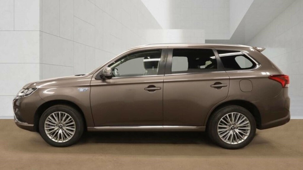 Mitsubishi Outlander 2.4H Twinmotor 13.8Kwh Juro Suv Plug-in Hyb  #5