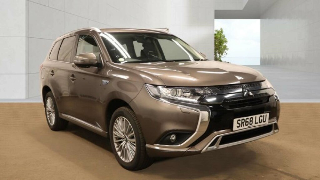 Mitsubishi Outlander 2.4H Twinmotor 13.8Kwh Juro Suv Plug-in Hyb 