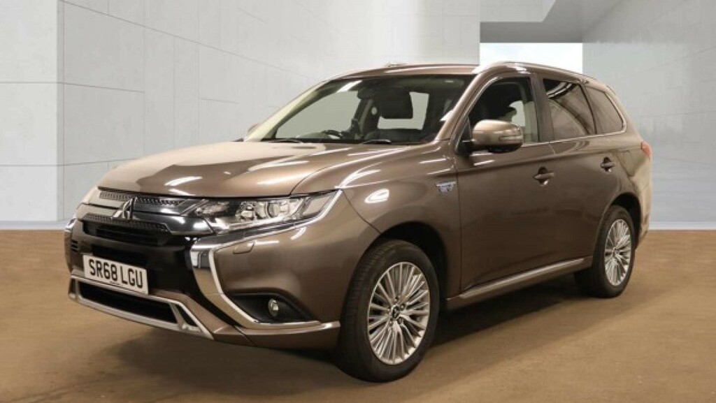 Mitsubishi Outlander 2.4H Twinmotor 13.8Kwh Juro Suv Plug-in Hyb  #2