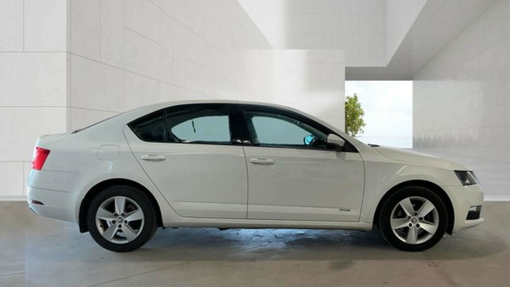 Skoda Octavia Gpf Act Se Hatchback Euro 6 Ss  #3