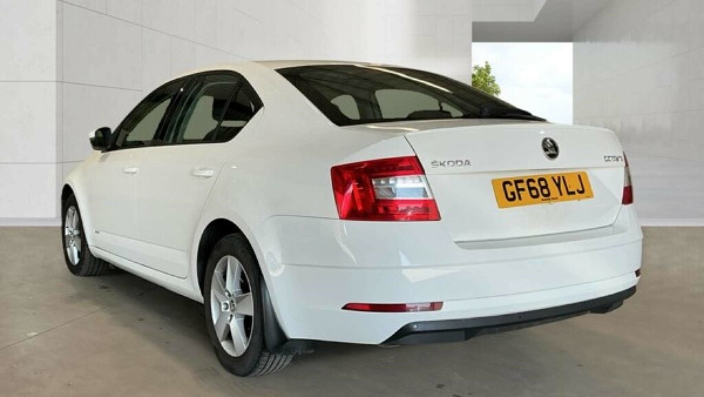 Skoda Octavia Gpf Act Se Hatchback Euro 6 Ss  #5