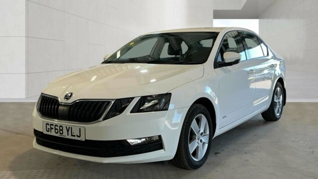 Skoda Octavia Gpf Act Se Hatchback Euro 6 Ss  #2