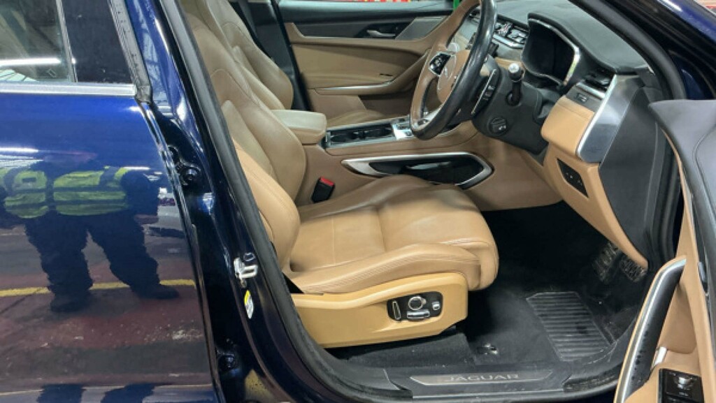 Jaguar F-Pace P400e 17.1Kwh S Suv Plug-in Hybrid Awd #6