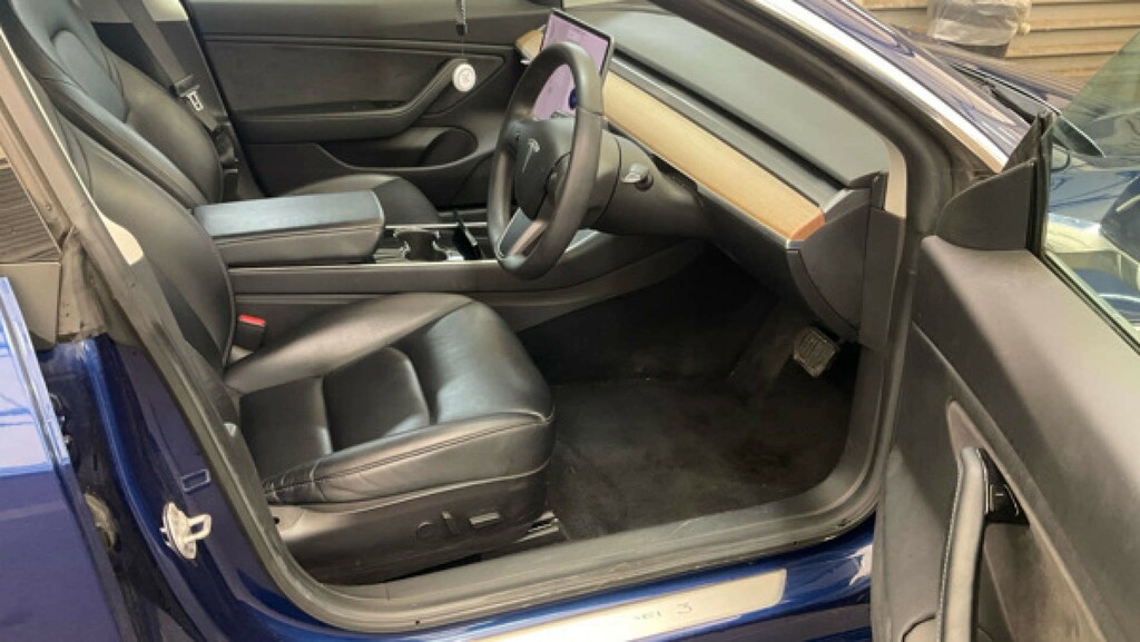 Tesla Model 3 Standard Range Plus Saloon Rwd #6