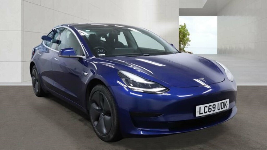 Tesla Model 3 Standard Range Plus Saloon Rwd