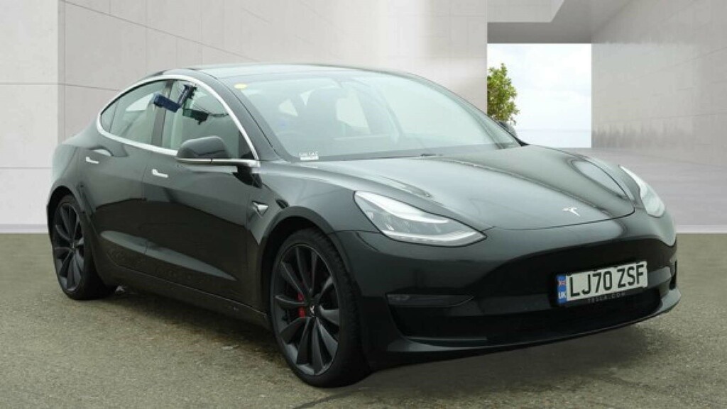 Tesla Model 3 Dual Motor Performance Saloon 4Wde
