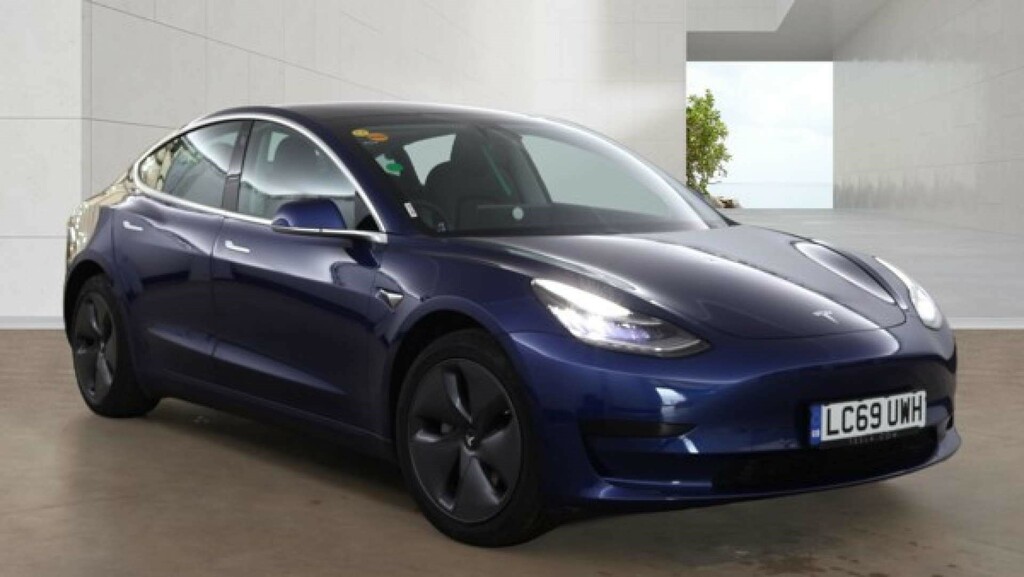 Tesla Model 3 Standard Range Plus Saloon Rwd
