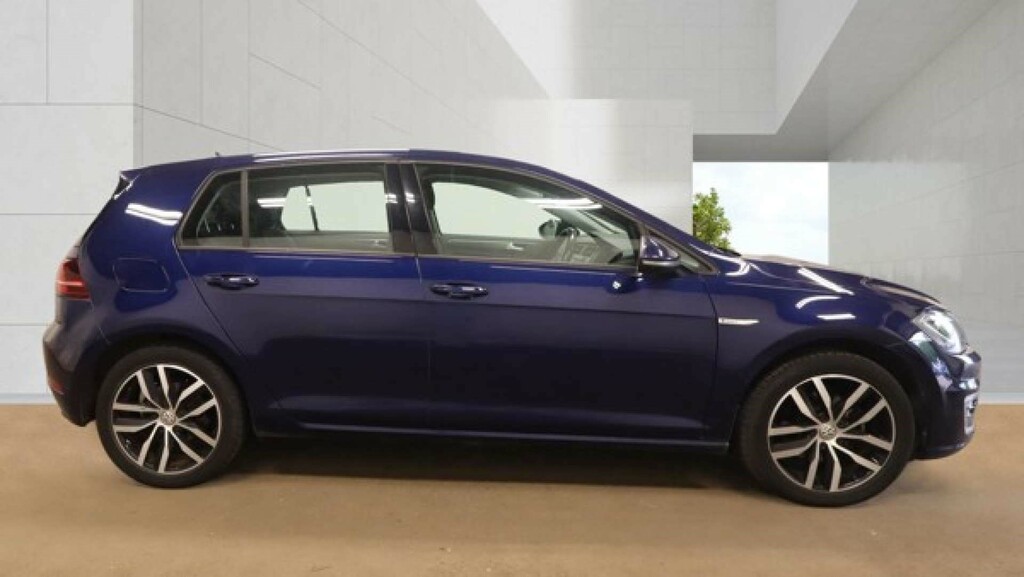 Volkswagen e-Golf 35.8Kwh Hatchback  #6