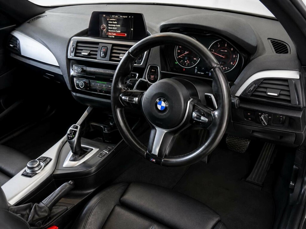 BMW 1 Series Hatchback Red #9