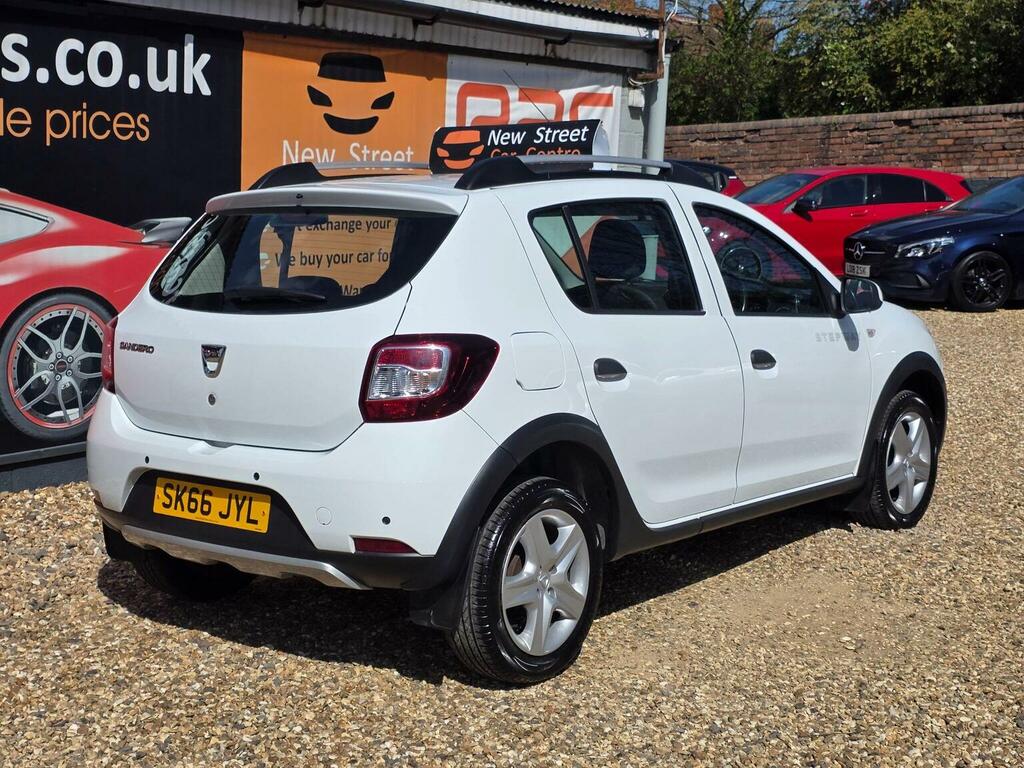 Dacia Sandero Stepway Hatchback 1.5 Dci Laureate Euro 6 Ss 2016 White #6