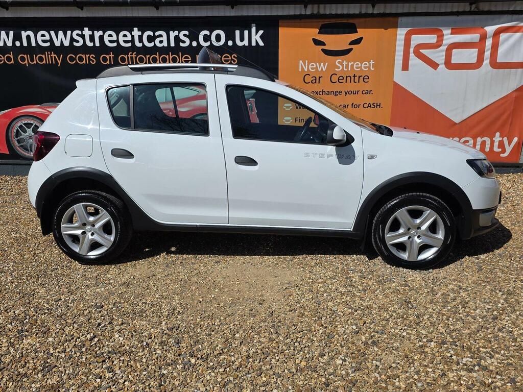 Dacia Sandero Stepway Hatchback 1.5 Dci Laureate Euro 6 Ss 2016 White #5