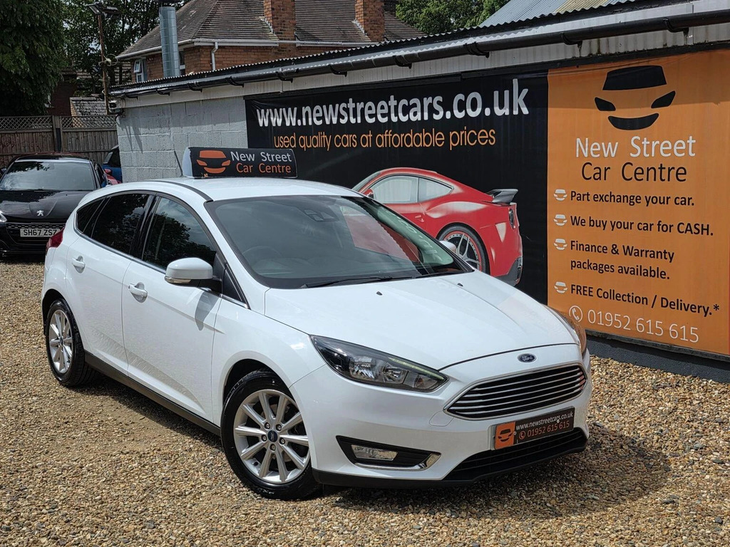 Ford Focus Hatchback 1.0T Ecoboost Titanium Euro 6 Ss WF67XWL White
