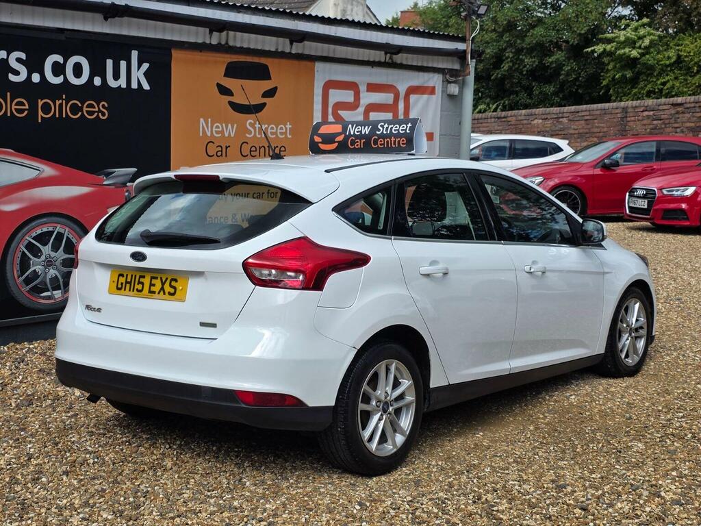 Ford Focus Hatchback 1.0T Ecoboost Zetec Euro 6 Ss 20 GH15EXS White #5